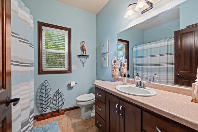 1048 FAVERSHAM WAY, Green Bay, WI 54313