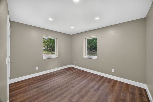 41 Jump Off Pl, Monterey, TN 38574