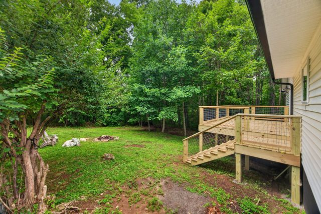 41 Jump Off Pl, Monterey, TN 38574