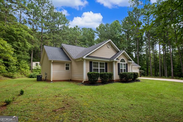 325 Leonard Road, Lagrange, GA 30241