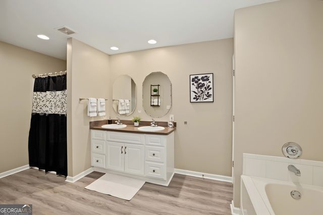 325 Leonard Road, Lagrange, GA 30241