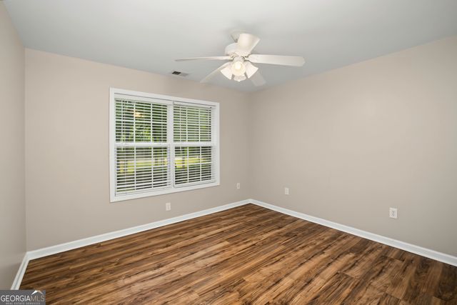 325 Leonard Road, Lagrange, GA 30241