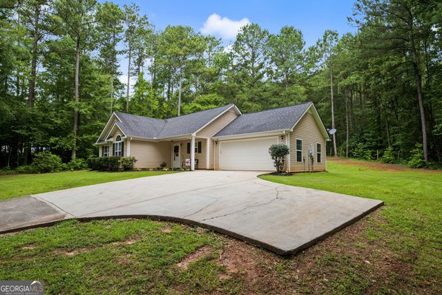325 Leonard Road, Lagrange, GA 30241