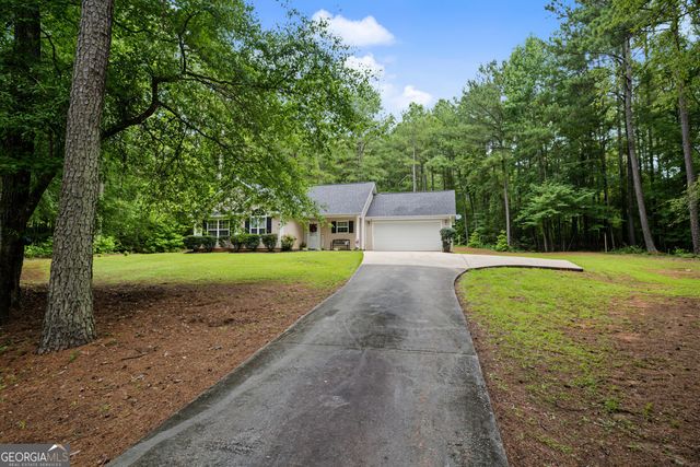 325 Leonard Road, Lagrange, GA 30241