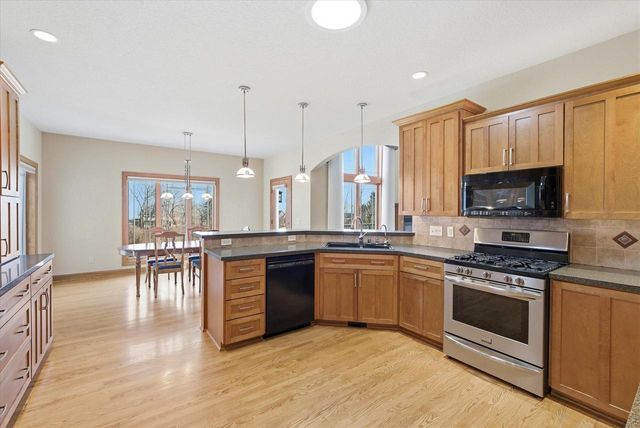 5207 Lower Lakeview Ridge ROAD, Belgium, WI 53004