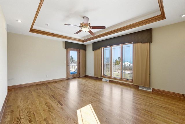 5207 Lower Lakeview Ridge ROAD, Belgium, WI 53004