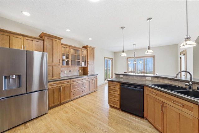 5207 Lower Lakeview Ridge ROAD, Belgium, WI 53004