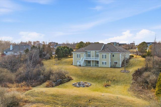 5207 Lower Lakeview Ridge ROAD, Belgium, WI 53004