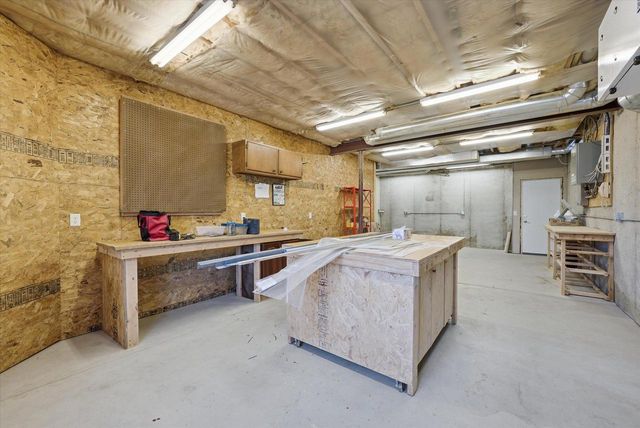 5207 Lower Lakeview Ridge ROAD, Belgium, WI 53004