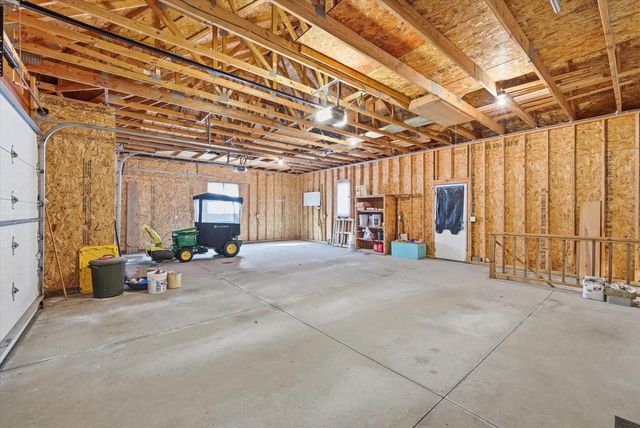 5207 Lower Lakeview Ridge ROAD, Belgium, WI 53004