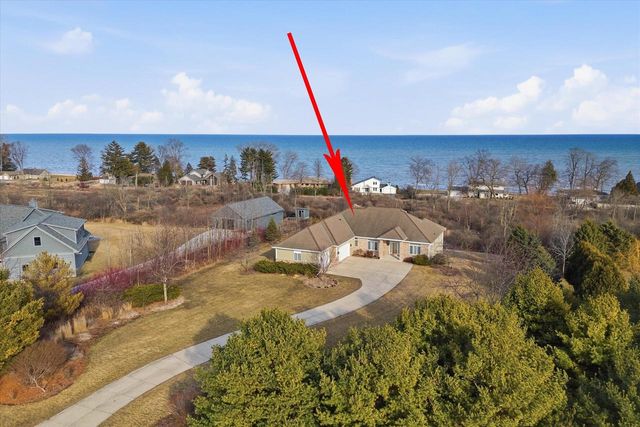 5207 Lower Lakeview Ridge ROAD, Belgium, WI 53004