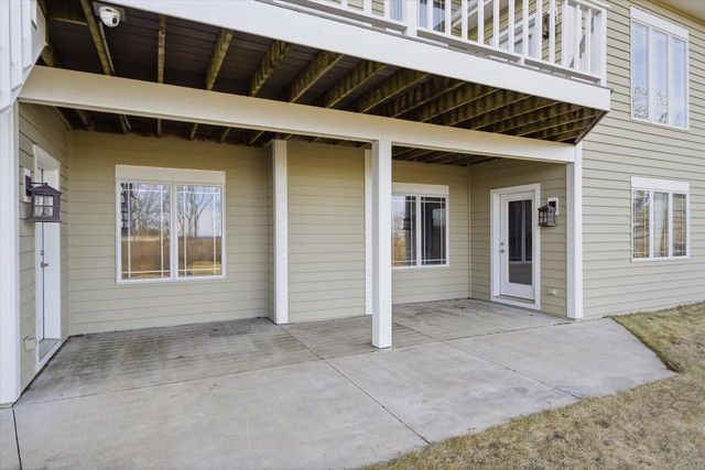 5207 Lower Lakeview Ridge ROAD, Belgium, WI 53004