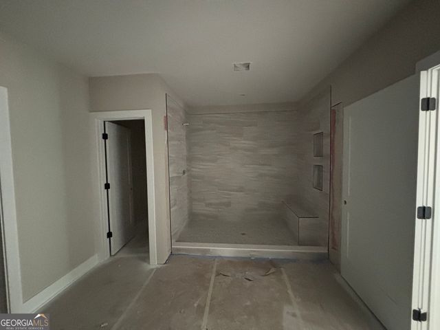 88 Adam Drive, Forsyth, GA 31029