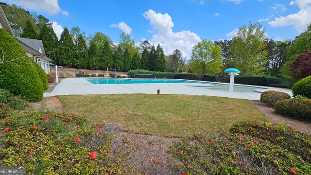 88 Adam Drive, Forsyth, GA 31029