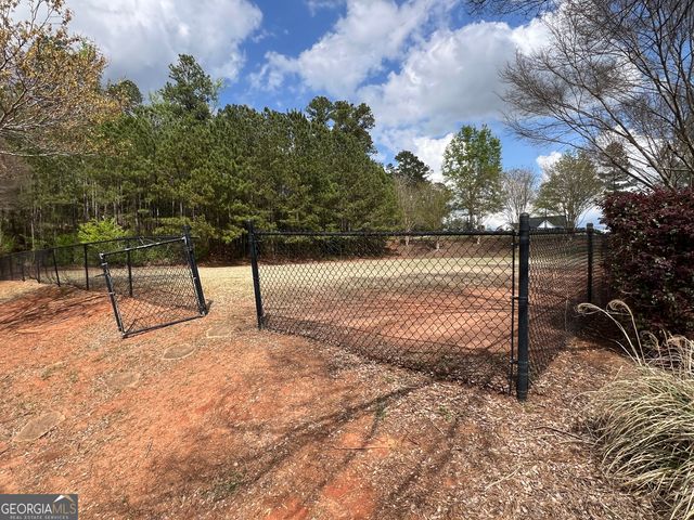 88 Adam Drive, Forsyth, GA 31029