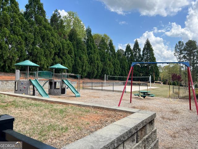 88 Adam Drive, Forsyth, GA 31029