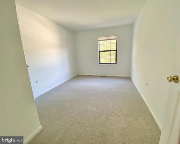 6026 HEATHWICK CT, Burke, VA 22015