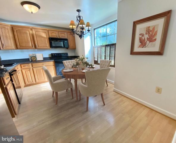 6026 HEATHWICK CT, Burke, VA 22015
