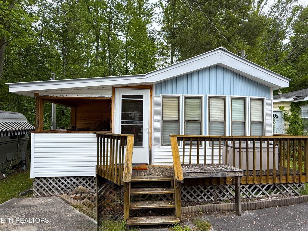 5355 East Pkwy 66, Cosby, TN 37722
