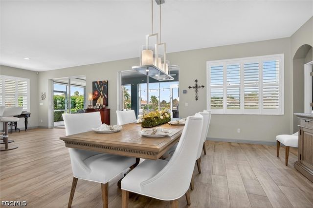 14017 Clear Water LN, Fort Myers, FL 33907