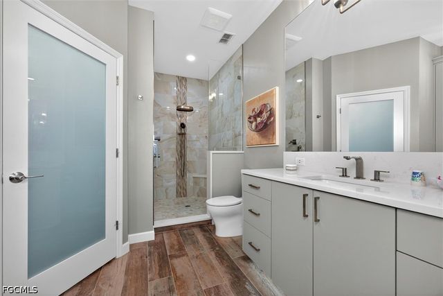 14017 Clear Water LN, Fort Myers, FL 33907