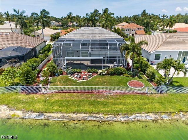 14017 Clear Water LN, Fort Myers, FL 33907