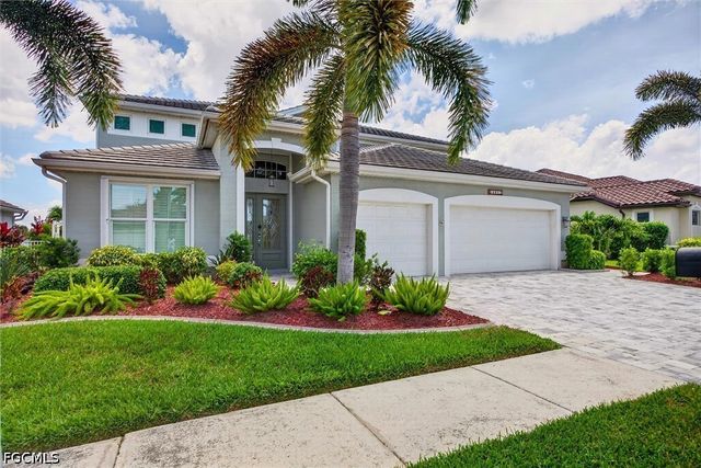 14017 Clear Water LN, Fort Myers, FL 33907