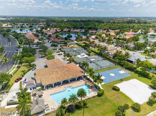 14017 Clear Water LN, Fort Myers, FL 33907