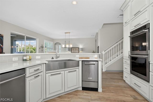 14017 Clear Water LN, Fort Myers, FL 33907
