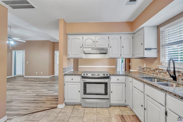 1214 Willow Bend, Warner Robins, GA 31088