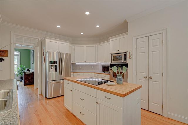 1737 Tredegar Road, Kernersville, NC 27284