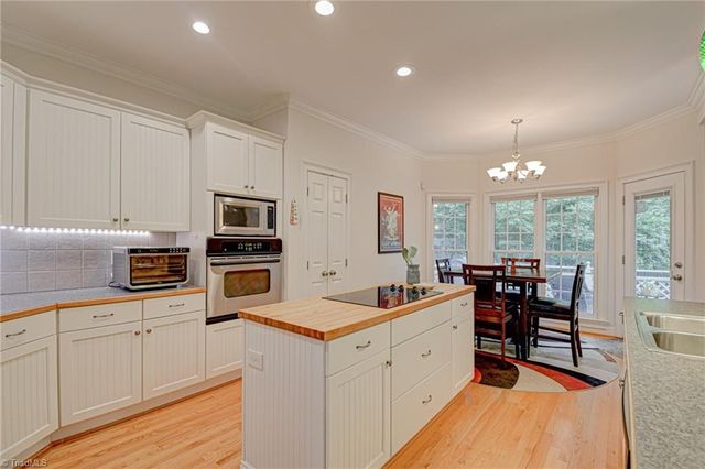 1737 Tredegar Road, Kernersville, NC 27284