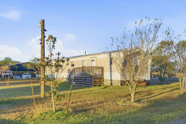 675 Highland Ranch WAY, Dale, TX 78616