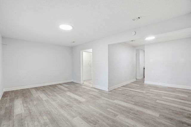 1636 E 1st Avenue, Crestview, FL 32539