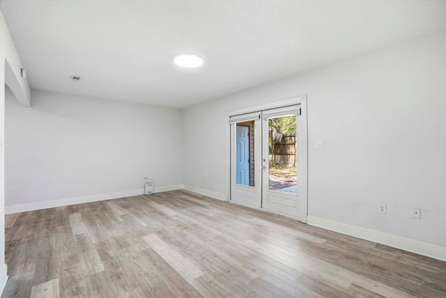 1636 E 1st Avenue, Crestview, FL 32539