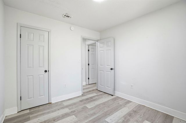 1636 E 1st Avenue, Crestview, FL 32539