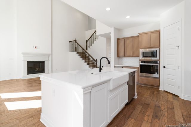 1482 Lyme Park, Bulverde, TX 78163