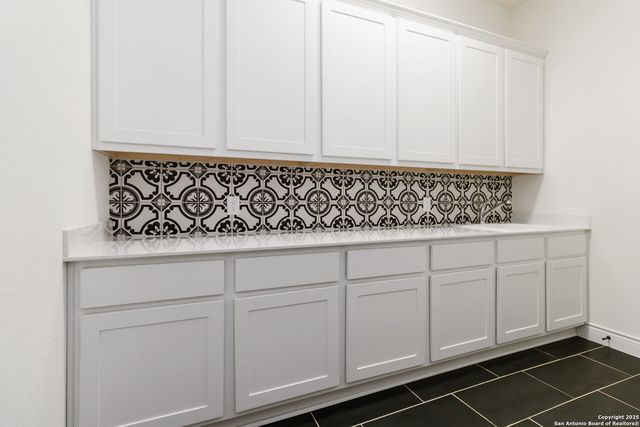 1482 Lyme Park, Bulverde, TX 78163