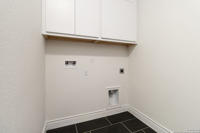 1482 Lyme Park, Bulverde, TX 78163