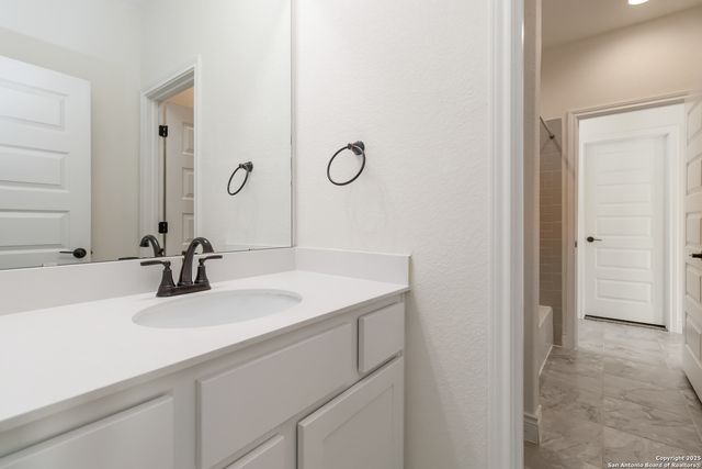 1482 Lyme Park, Bulverde, TX 78163