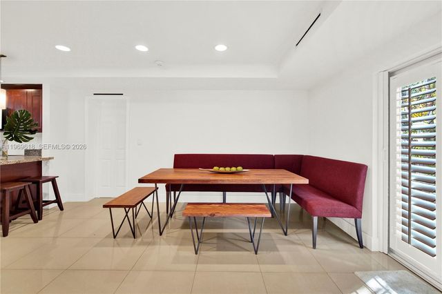 2006 SW 12th St, Miami, FL 33135