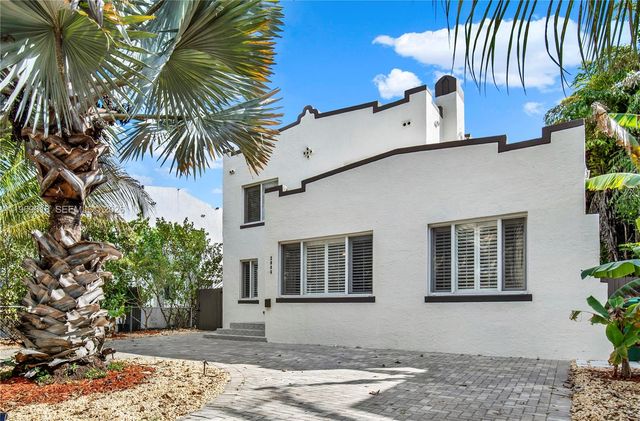 2006 SW 12th St, Miami, FL 33135