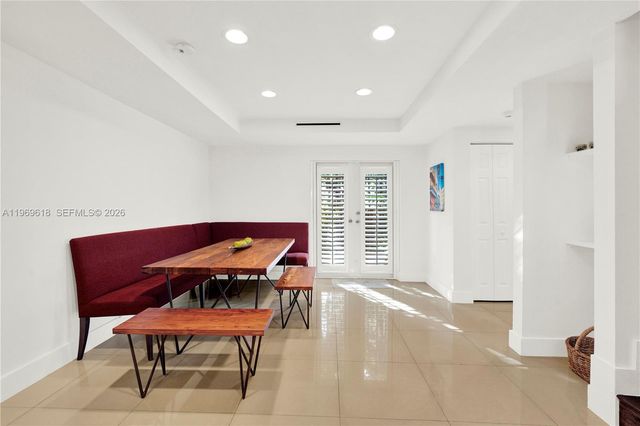 2006 SW 12th St, Miami, FL 33135