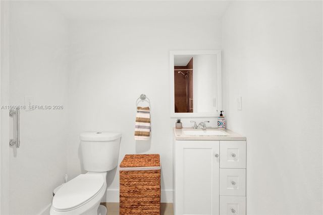 2006 SW 12th St, Miami, FL 33135