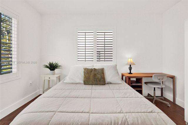 2006 SW 12th St, Miami, FL 33135