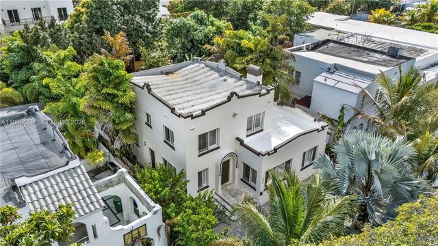 2006 SW 12th St, Miami, FL 33135