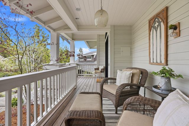 2433 NW Sacagawea Lane, Bend, OR 97703