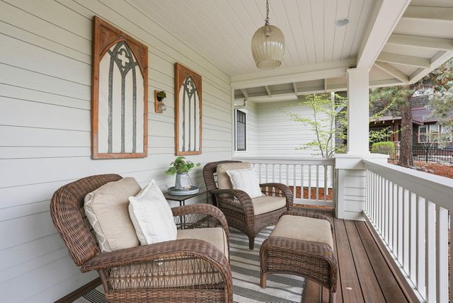 2433 NW Sacagawea Lane, Bend, OR 97703