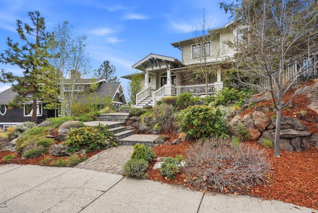 2433 NW Sacagawea Lane, Bend, OR 97703