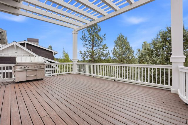 2433 NW Sacagawea Lane, Bend, OR 97703
